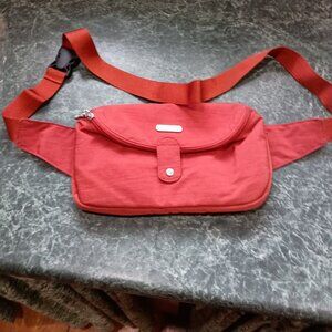 Red Baggallini fanny/waist purse